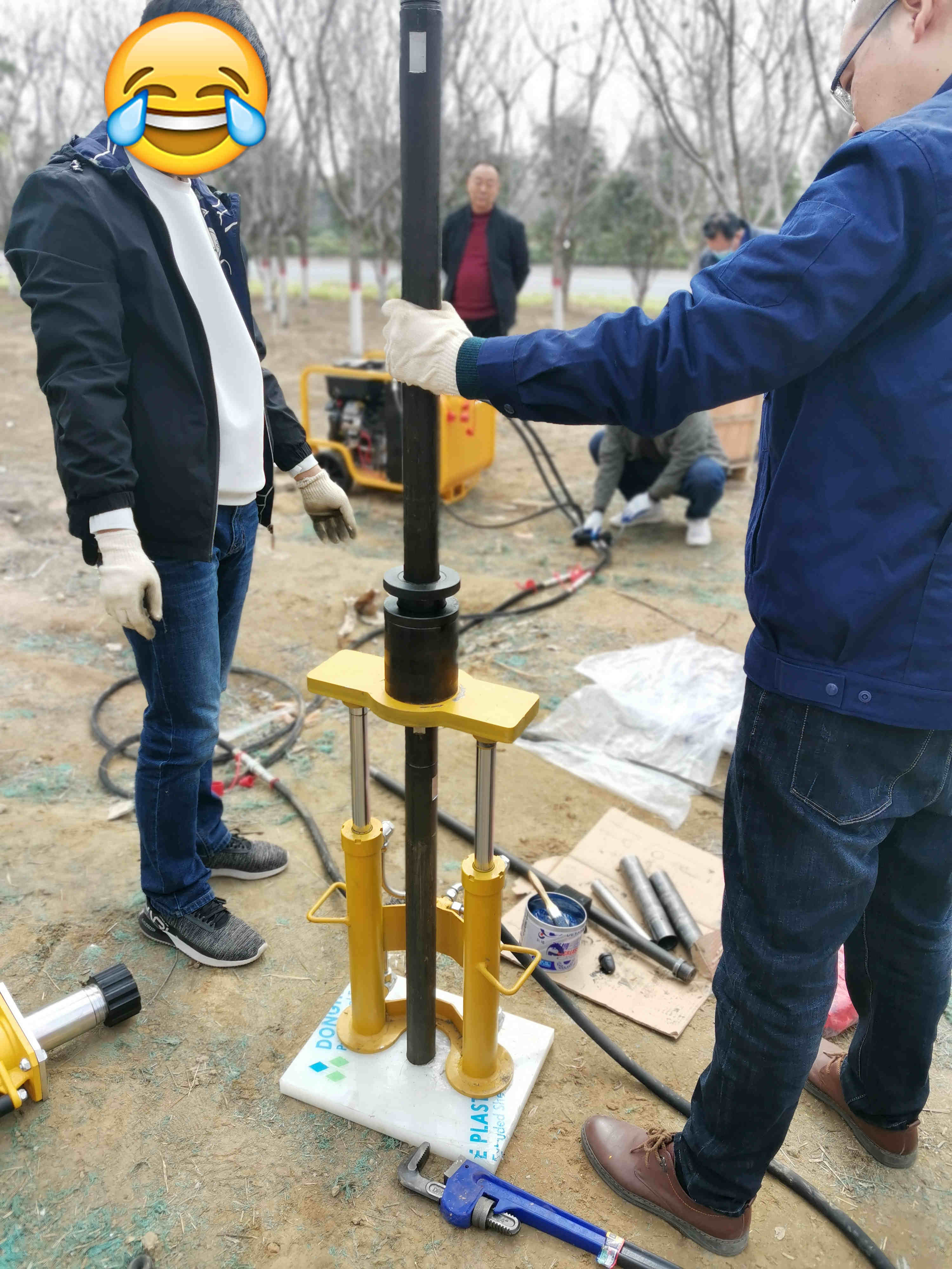 起拔钻杆_副本.jpg 起拔钻杆_副本.jpg