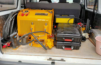 犀牛液压取土钻机在农业上的使用